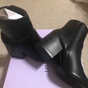 Madden Girl Aaden Block Heel Booties